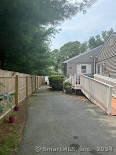 Building Photo - 655 West Ave