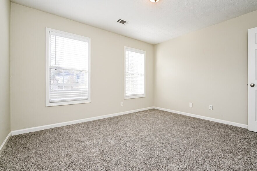 Building Photo - 7867 Providence Point Way