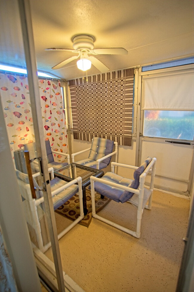 Building Photo - 2833 Crosley Dr W