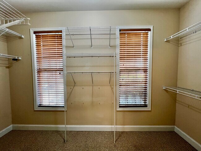 Building Photo - 451 Moriah Ln