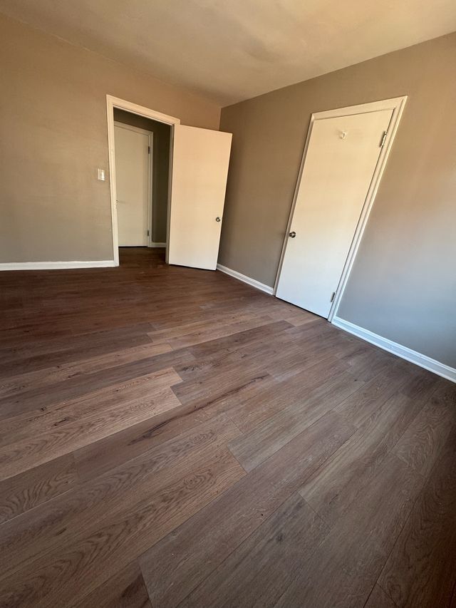 Building Photo - 1665 Anita Pl