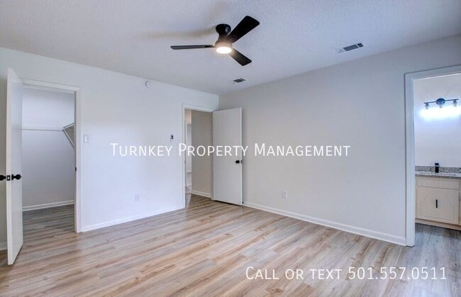 Building Photo - 9920 Stardust Trail