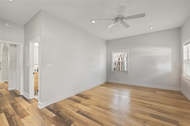 Building Photo - 4102 W Sevilla St