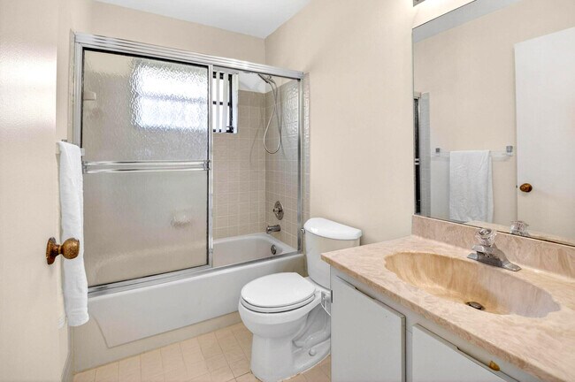 Building Photo - 10938 Roebelini Palm Ct
