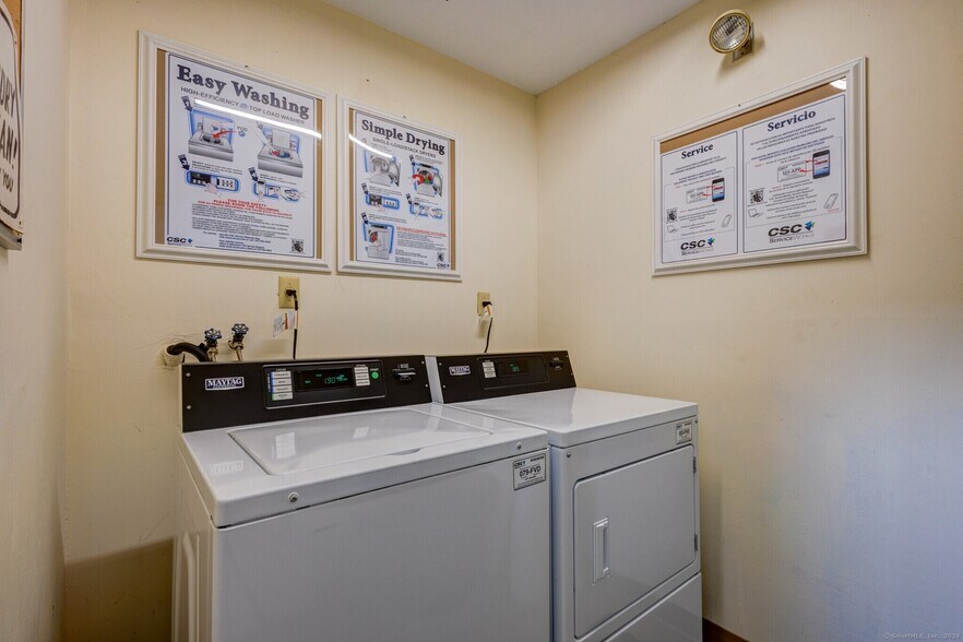 Building Photo - 59 Brookwood Dr