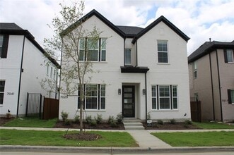 Building Photo - 7029 Confetti Ln