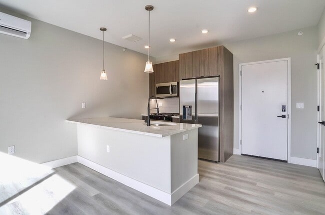 Building Photo - 3516 John F. Kennedy Blvd