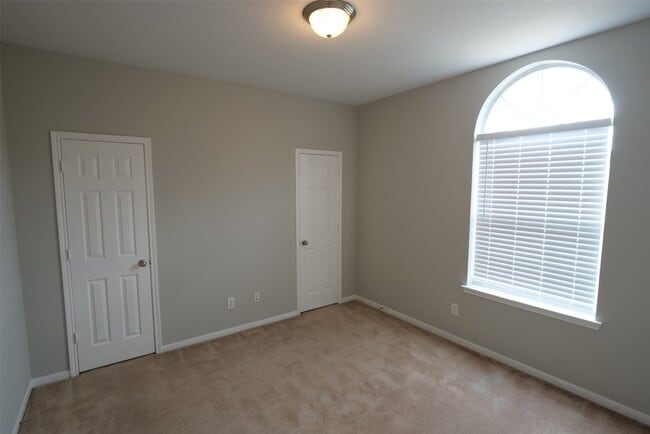 Building Photo - 26814 Harwood Heights Dr