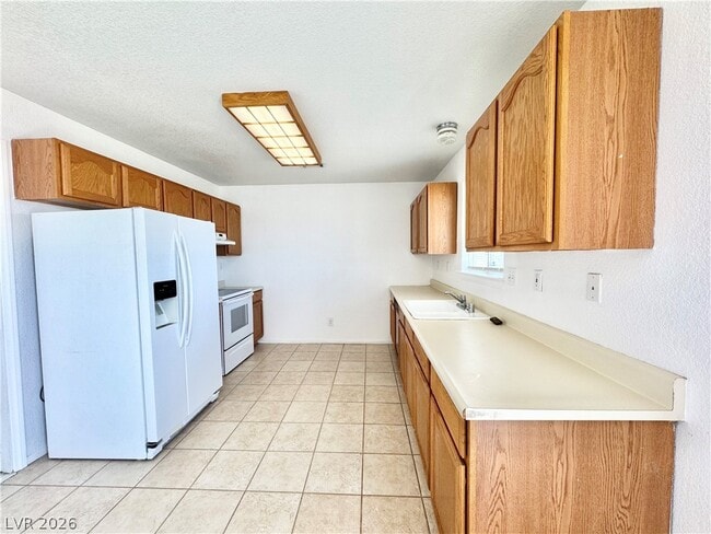Building Photo - 1060 Marne Ct