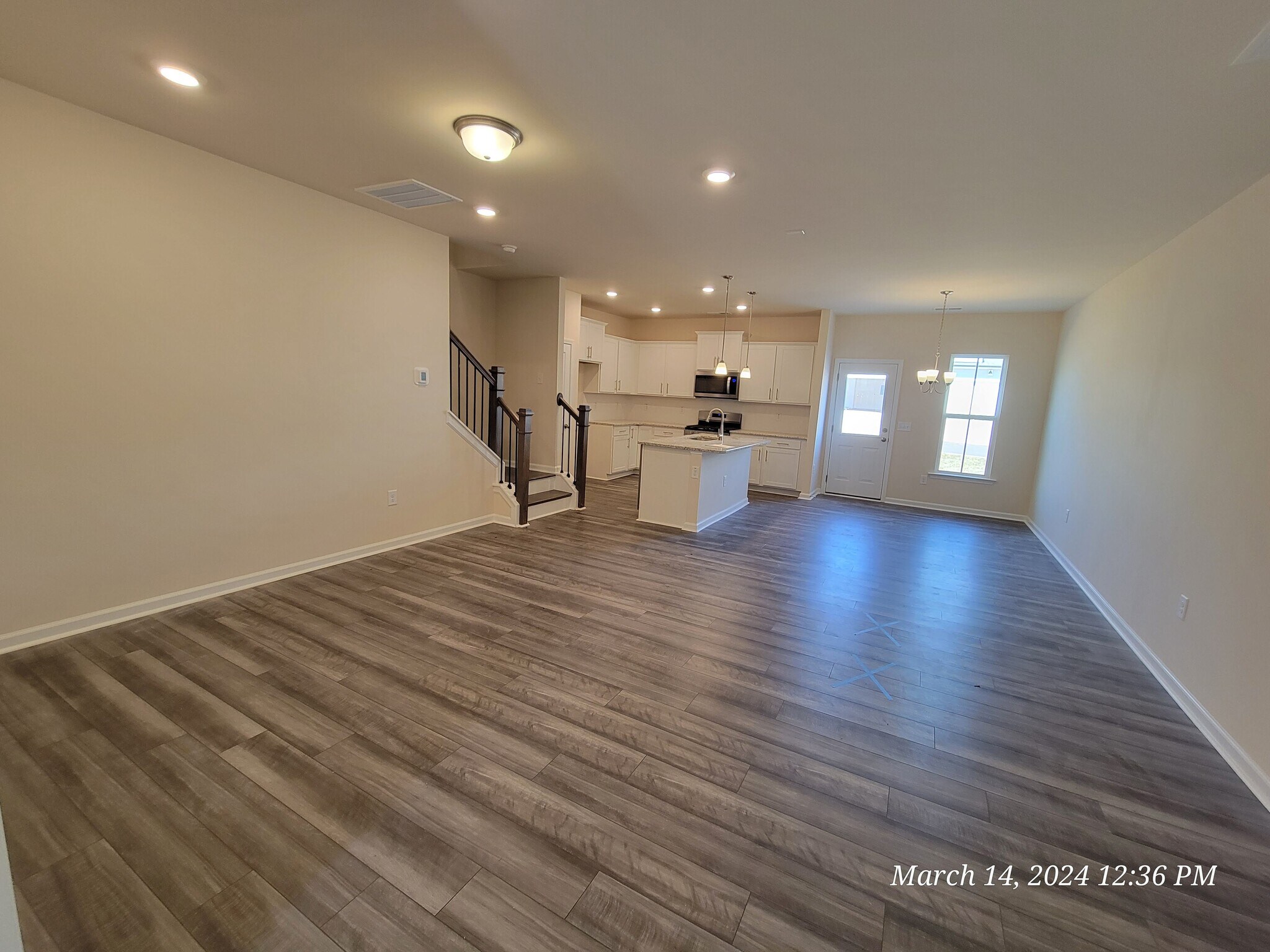 Building Photo - 424 Glen Clova Dr
