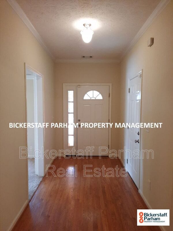 Building Photo - 5220 Boyd Dr