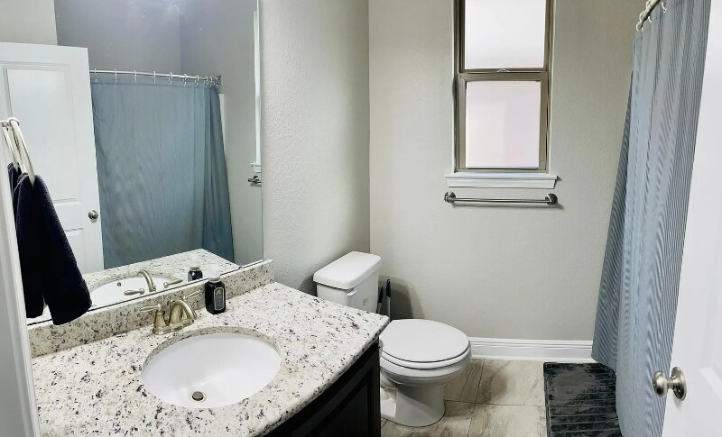 Building Photo - 3868 Shady Grove Dr