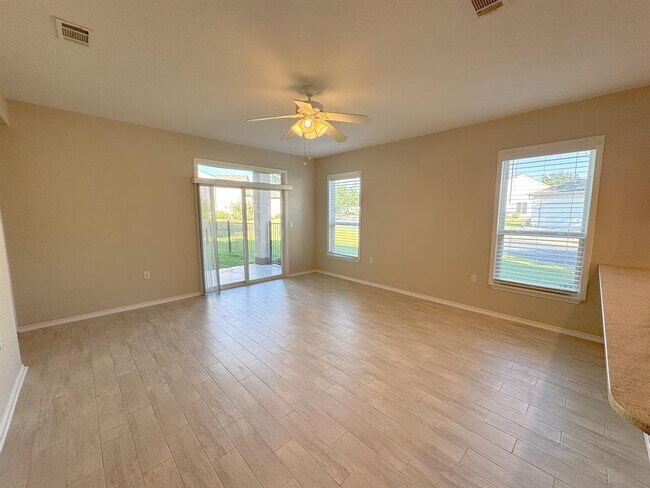 Building Photo - 100 Sunbird Ct
