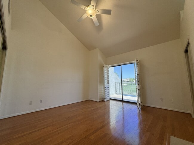 Building Photo - 7272 E Gainey Ranch Rd