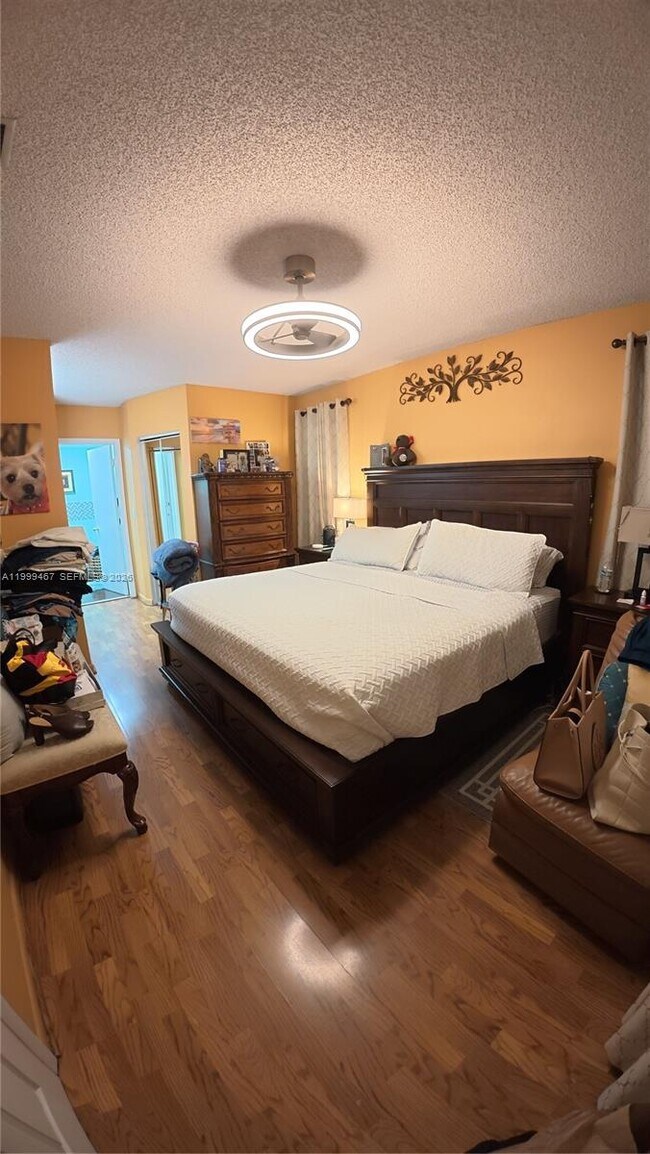 Building Photo - 1871 NW 94th Ave