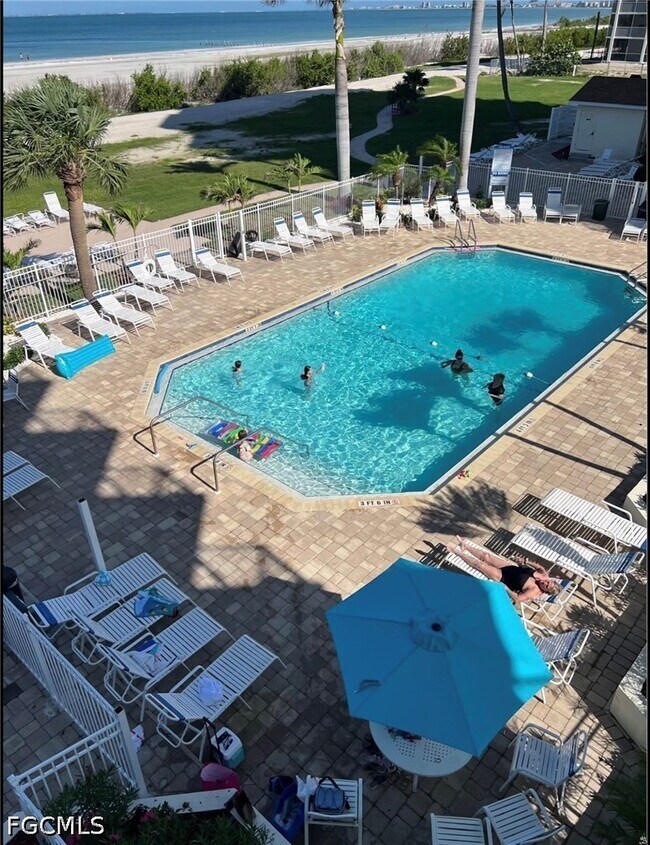Building Photo - 7330 Estero Blvd