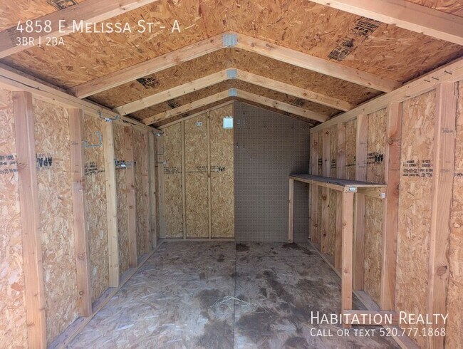 Building Photo - 4858 E Melissa St