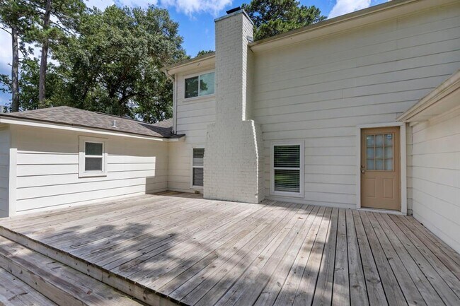 Building Photo - 4010 Briar St