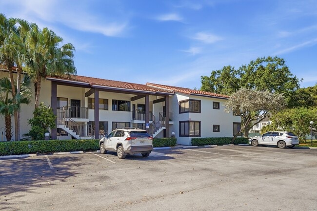 Building Photo - 3300 NW 46th St