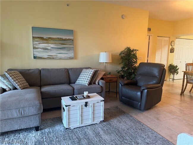 Building Photo - 20131 Estero Gardens Cir