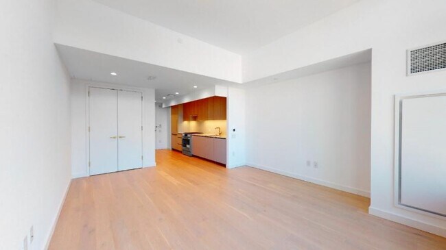 Building Photo - 0 bedroom in Queens NY 11101