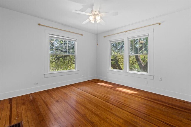 Building Photo - 1117 Enfield Rd