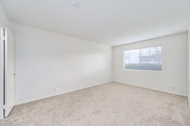 Building Photo - 150 Los Angeles Ave