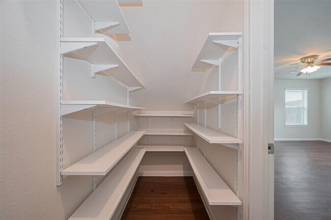 Building Photo - 6026 Stockholm Ct