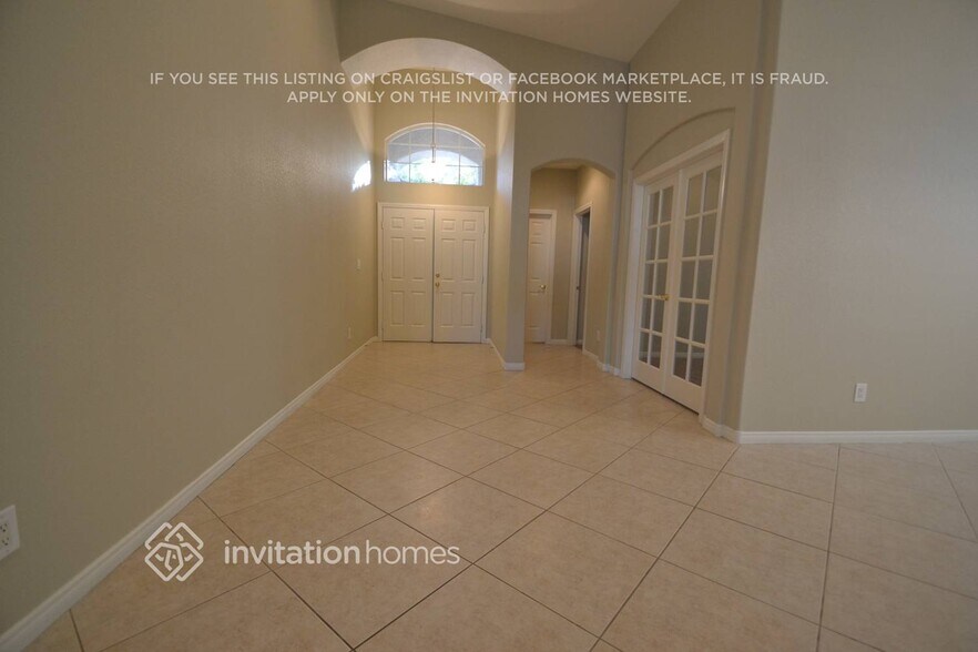Building Photo - 2124 Paganini Ave