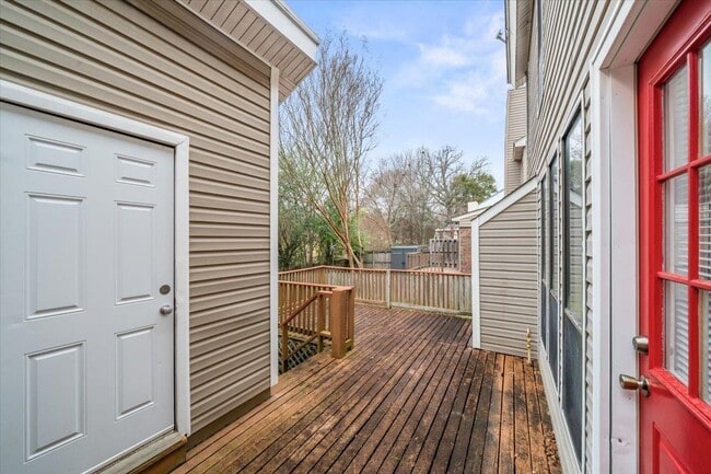 Building Photo - 9281 Fletcher Trace Pkwy