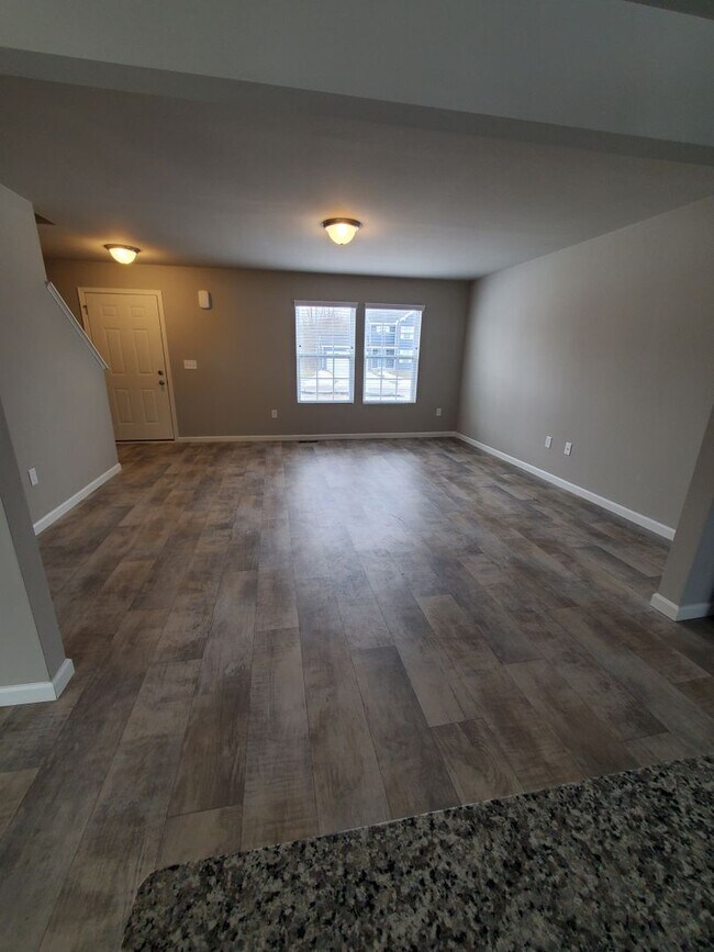 Building Photo - 1453 Weatherstone Ln