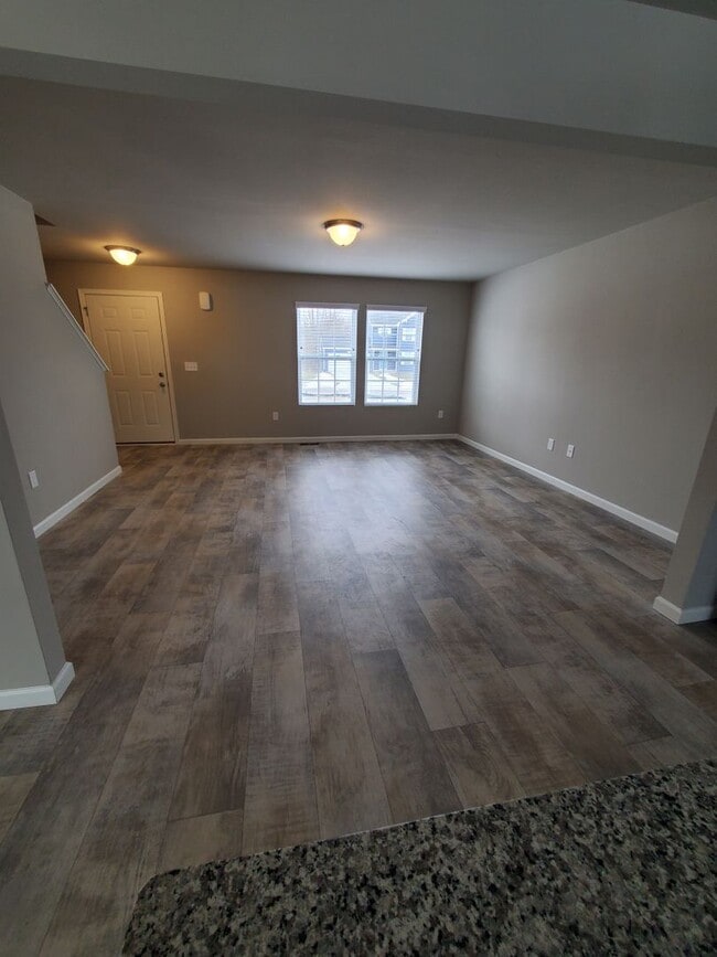 Building Photo - COMING SOON!! STUNNING 4 BEDROOM HOME FOR ...