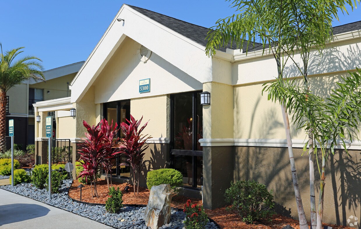 Aventura Orlando Apartments Orlando Fl Apartment Finder