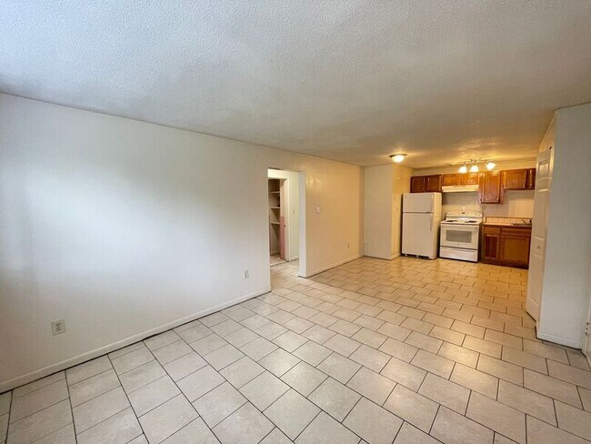 Building Photo - 181 Loudon Rd
