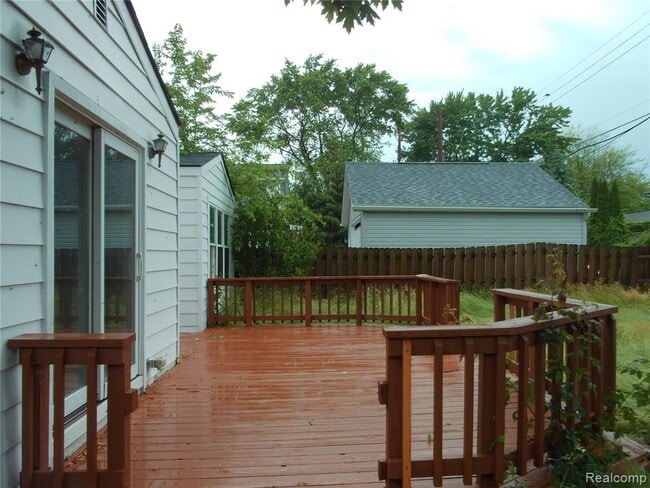 Building Photo - 38014 Mallast St