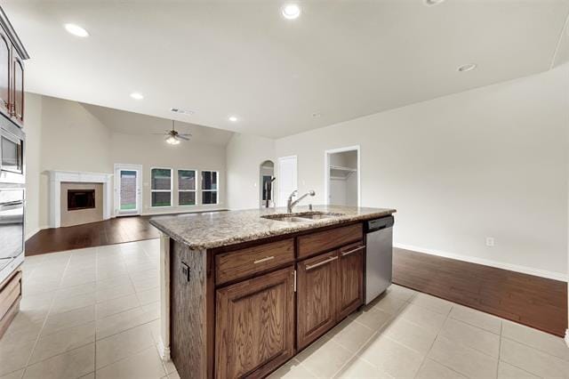 Building Photo - 926 Melshire Dr