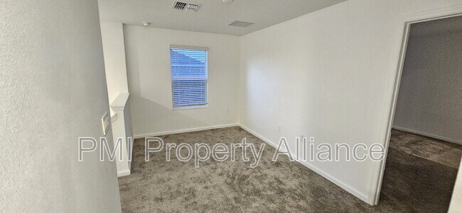 Building Photo - 1827 Weir Blvd