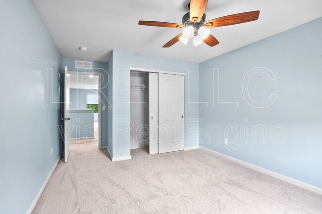 Building Photo - 12027 Wooden Trace Dr
