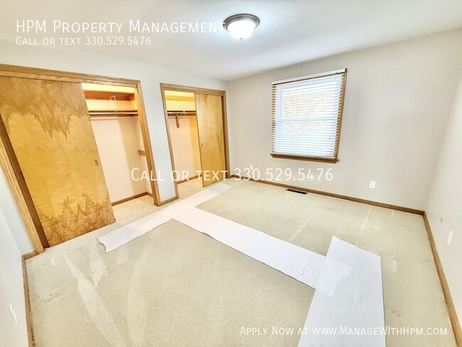 Building Photo - 7145 Starcliff Ave NW