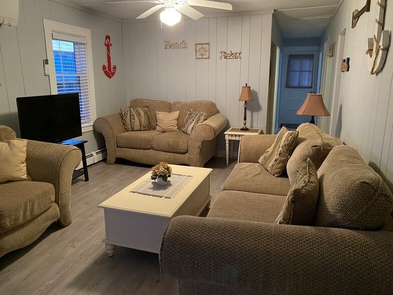 Living Room - 656 Atlantic Ave