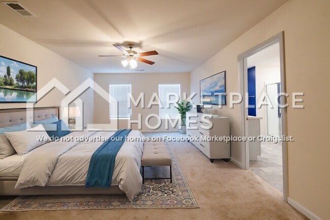Building Photo - 559 Post Oak Ln