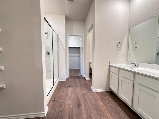 Building Photo - 728 Pineywood Trl