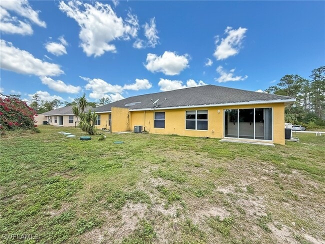 Building Photo - 349 Justice Ave