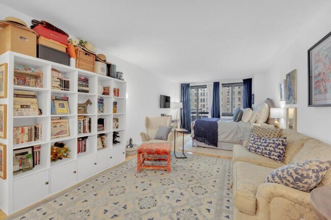 Building Photo - 0 bedroom in New York NY 10019