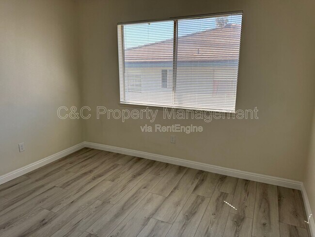 Building Photo - 3479 20th St