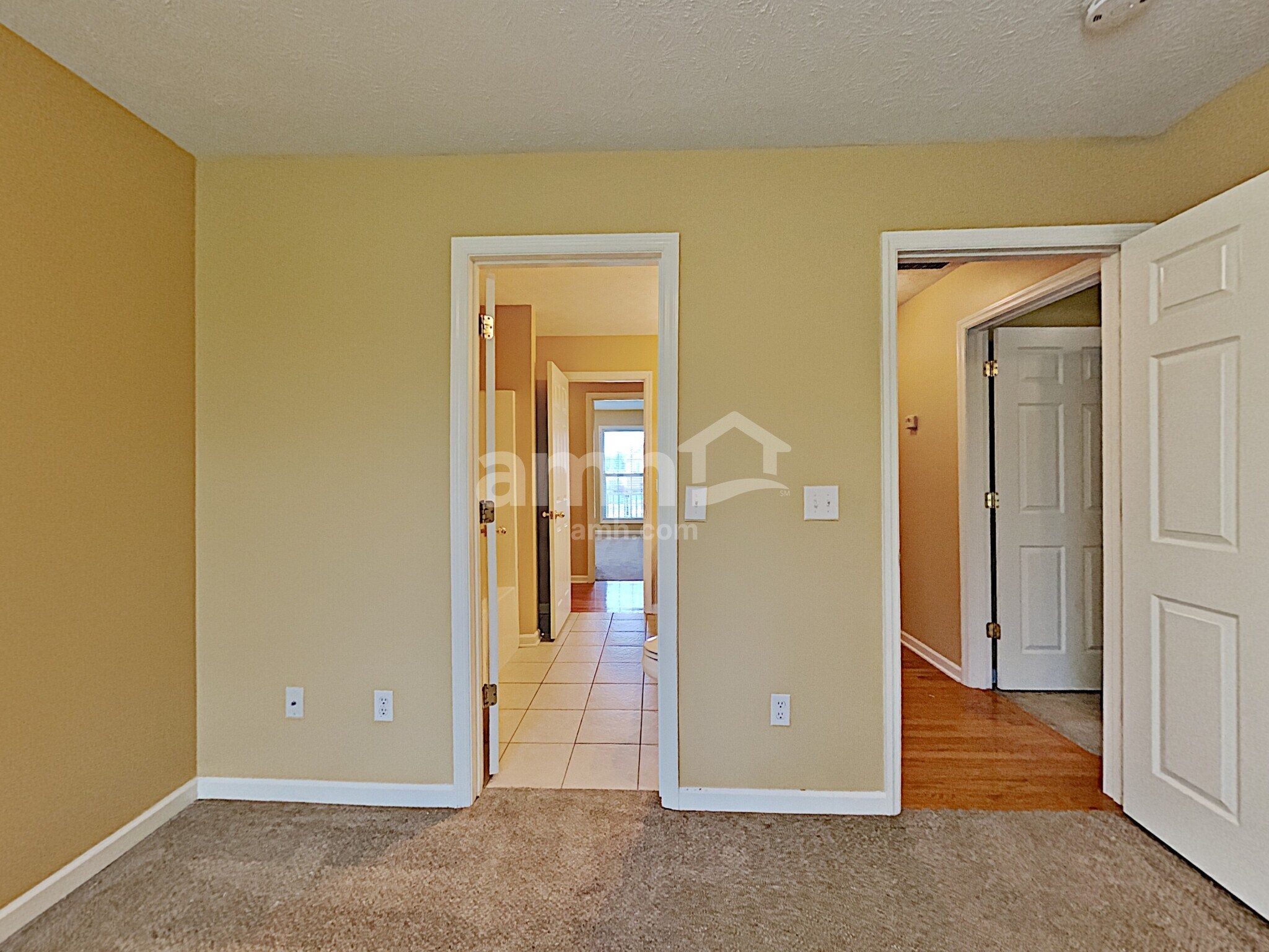 Building Photo - 435 Rocky Crest Dr