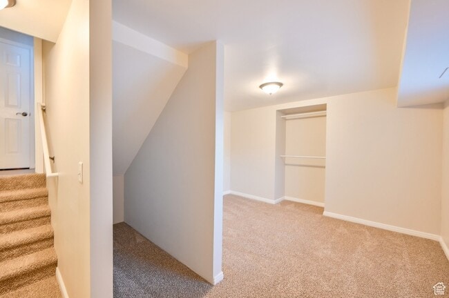 Building Photo - 172 Bridgepark Cir