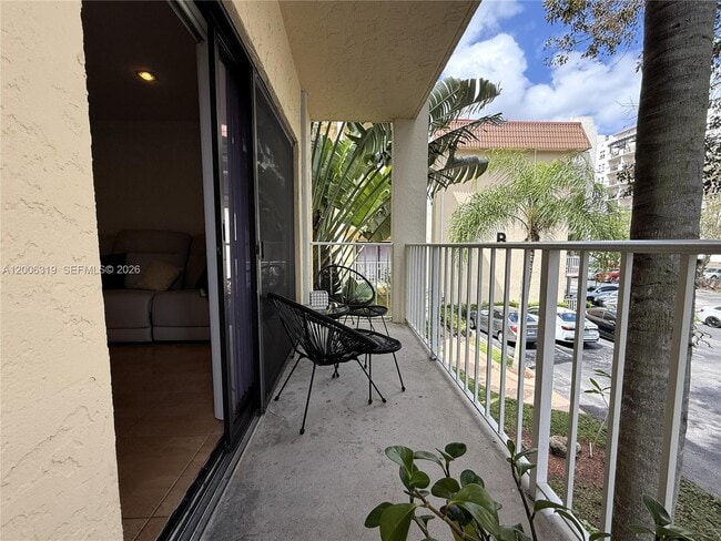 Building Photo - 9301 SW 92nd Ave