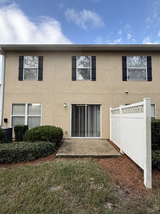 Building Photo - Move-in ready in Fleming Island Plantation