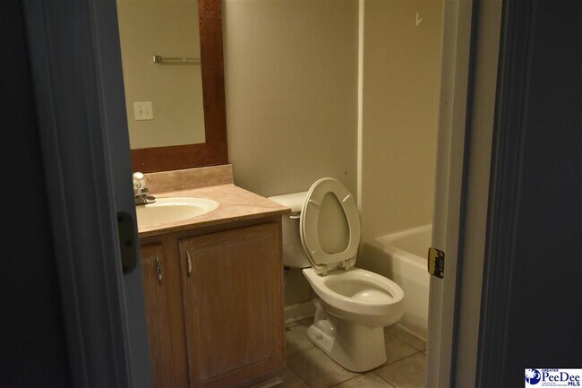 Building Photo - 2125 Sanderling Dr